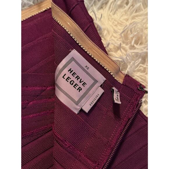 Strapless Herve Leger Bodycon size XS, 
Style HLTD6253 Magenta - Picture 5 of 11